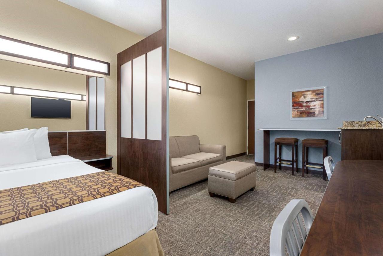 Microtel Inn & Suites By Wyndham Woodstock/Atlanta North Bagian luar foto