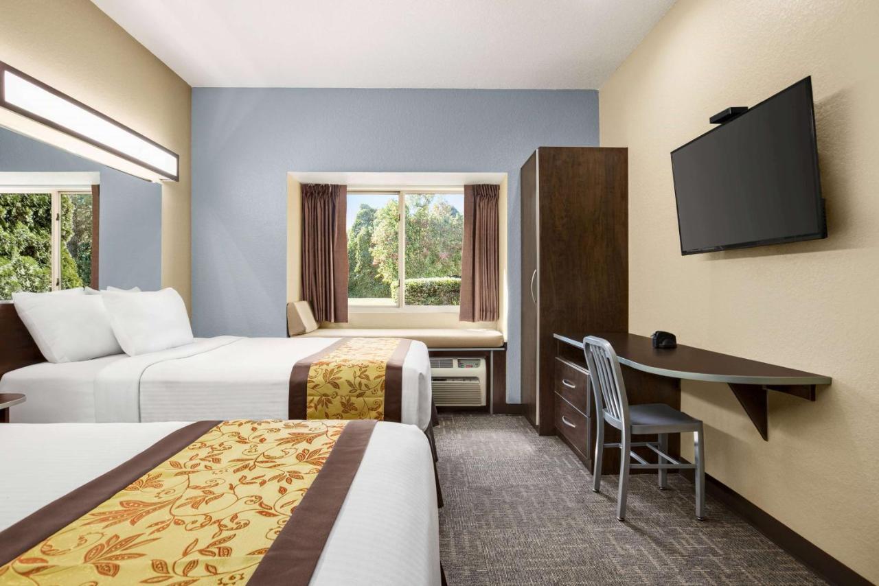 Microtel Inn & Suites By Wyndham Woodstock/Atlanta North Bagian luar foto