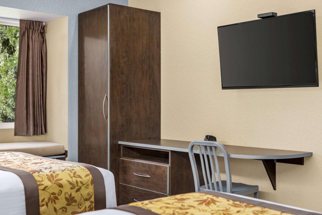 Microtel Inn & Suites By Wyndham Woodstock/Atlanta North Bagian luar foto