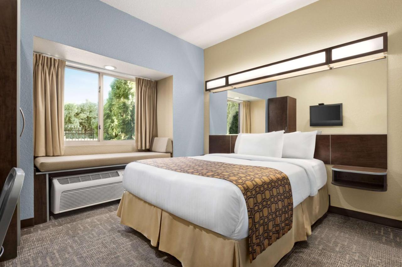 Microtel Inn & Suites By Wyndham Woodstock/Atlanta North Bagian luar foto
